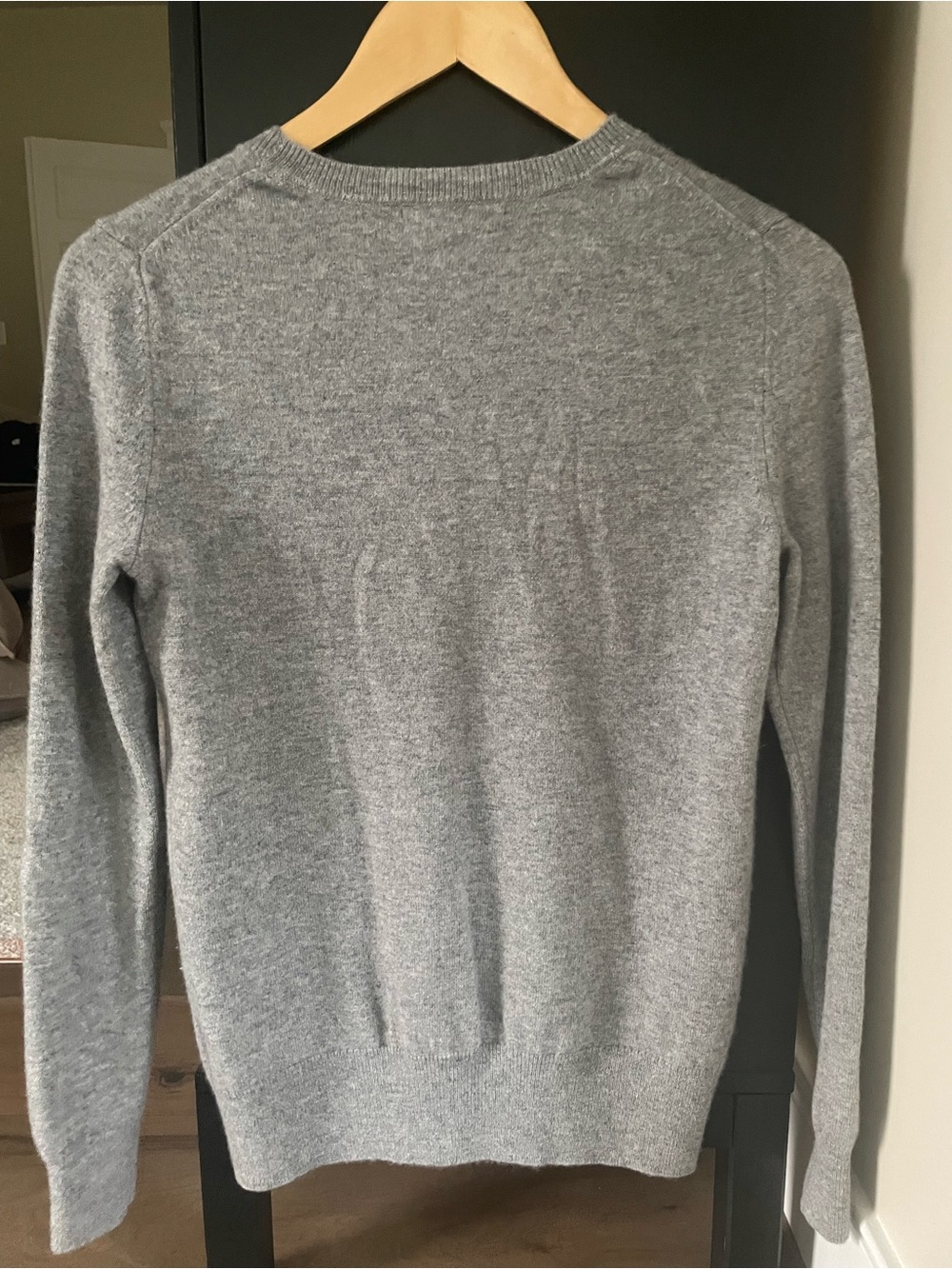 Banana Republic Cashmere Crewneck sweater, men’s small, gray - Picture 4 of 5
